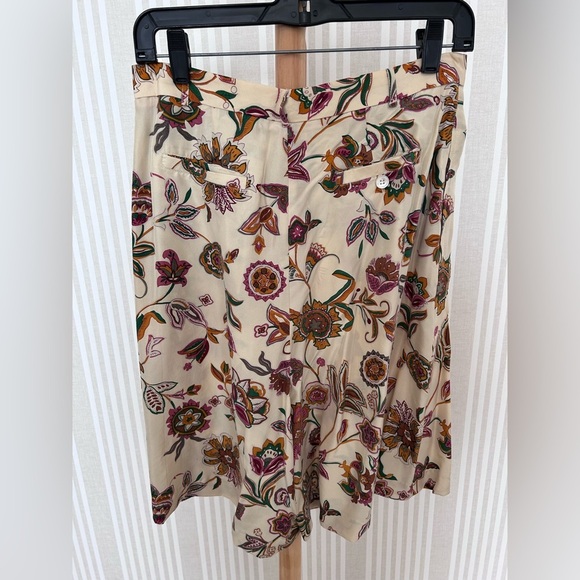 Vintage 100% Silk Saks Fifth Avenue Bermuda Shorts Floral Women’s Size 14 NWT - Picture 2 of 6